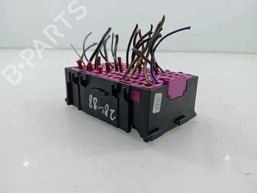 Fuse box VW TRANSPORTER T5 Van (7HA, 7HH, 7EA, 7EH) 1.9 TDI | BP40150600E1 - Image 3