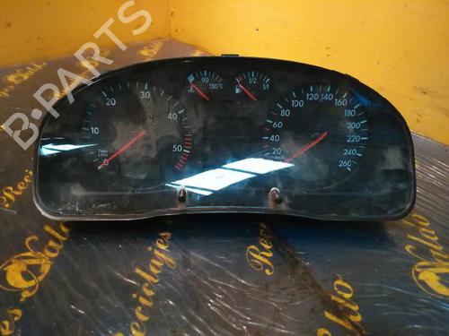 Used Instrument cluster VW PASSAT B5 (3B2) [1996-2001]  5301413