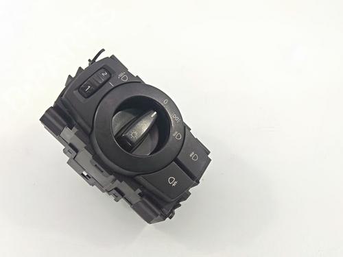 Used Headlight switch BMW 1 (E81) 120 d (163 hp) 17071151
