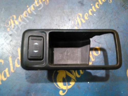 Used Right rear window switch FORD KUGA I [2008-2012]  5300745