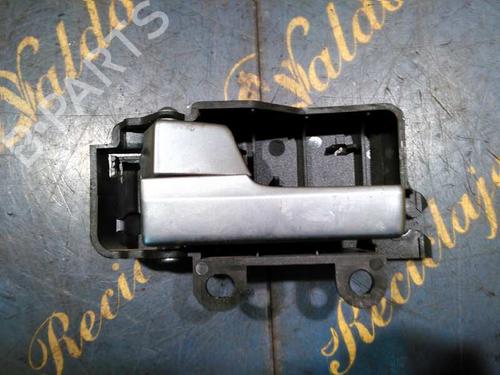 Venstre fortil invendig håndtag FORD FOCUS II (DA_, HCP, DP) [2004-2013]  5289642