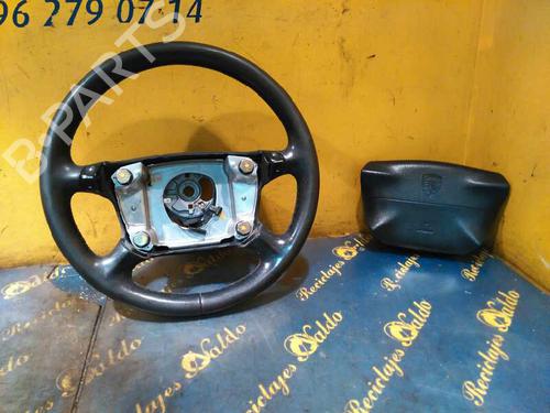 Used Driver airbag PORSCHE 911 (996) 3.4 Carrera (301 hp) 5995154