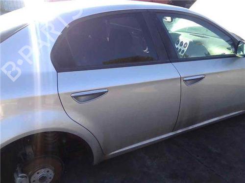 Porte arrière droite Porte arrière droite 38519846 38519846