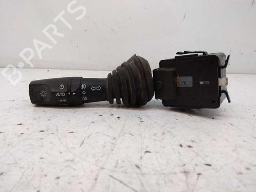 Used Headlight switch CHEVROLET CAPTIVA (C100, C140) [2006-2025]  5302424