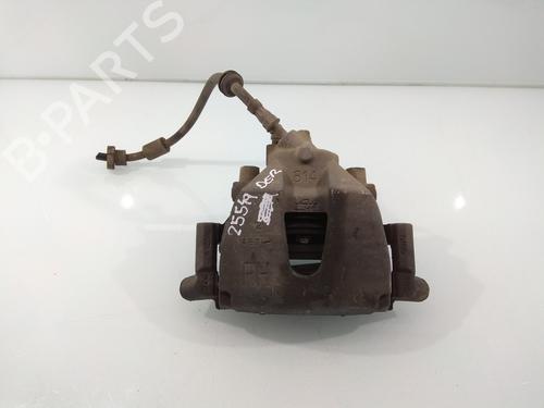 Used Right front brake caliper VOLVO V40 Estate (645) [1995-2004]  13529706