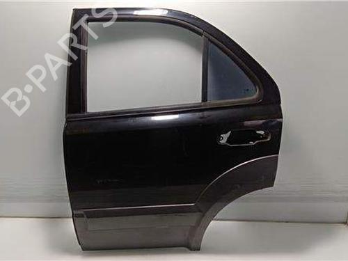 Used Left rear door Left rear door 20136891 20136891