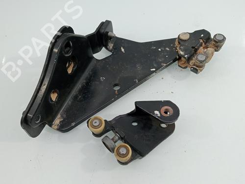 Used Hinge/Door check strap RENAULT KANGOO / GRAND KANGOO II (KW0/1_) [2008-2025]  24894268