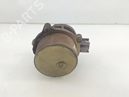 Used Vacuum pump RENAULT CLIO II (BB_, CB_) [1998-2016]  18905577