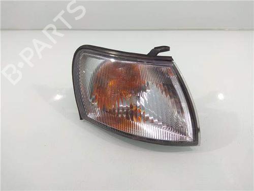 Used Right side indicator Right side indicator 5295747 5295747