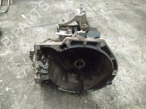 Gearkasse FORD FIESTA VI (CB1, CCN) 1.6 TDCi (90 hp) 9051543