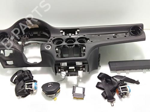 Used Airbag Kit MERCEDES-BENZ GLA-CLASS (X156) GLA 200 CDI / d (156.908) (136 hp) 21808207