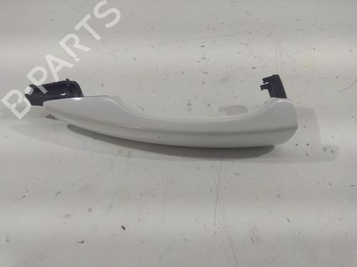 Rear left exterior door handle PEUGEOT 3008 SUV (MC_, MR_, MJ_, M4_) 1.2 THP/ PureTech 130 (MRHNSM, MRHNSU, MRHNSJ, MRHNYW,... (131 hp) BLANCO   | BLANCO   |