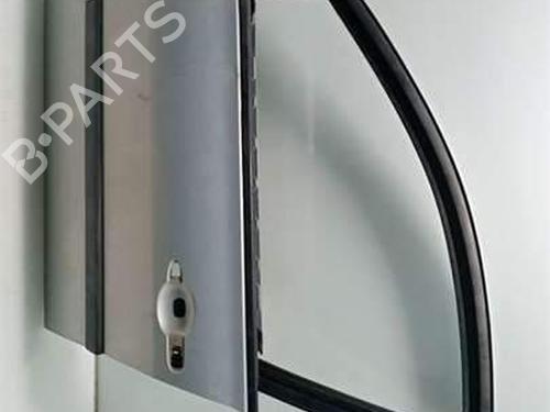 left-front-door-renault-megane-ii-saloon-lm01_-2003-38522366 main image