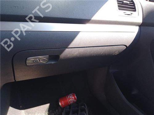 Used Glove box Glove box 38519631 38519631