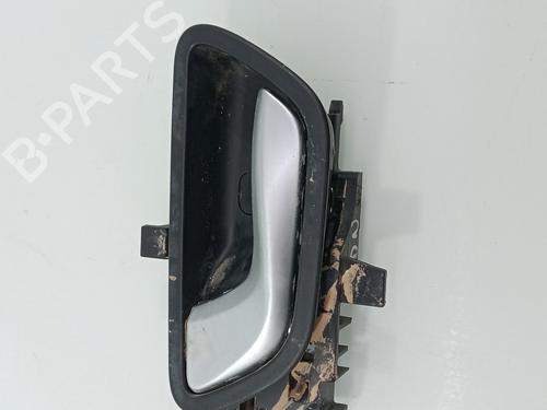 Used Front left interior door handle KIA STONIC (YB) [2017-2026]  30597647