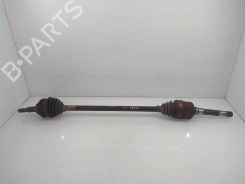 Used Right front driveshaft CHRYSLER VOYAGER IV (RG, RS) [1999-2008]  13697643