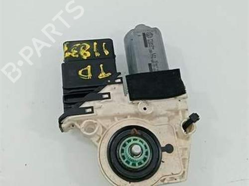Used Right rear window motor Right rear window motor SEAT TOLEDO III (5P2) 2.0 TDI (140 hp) 5299557 5299557