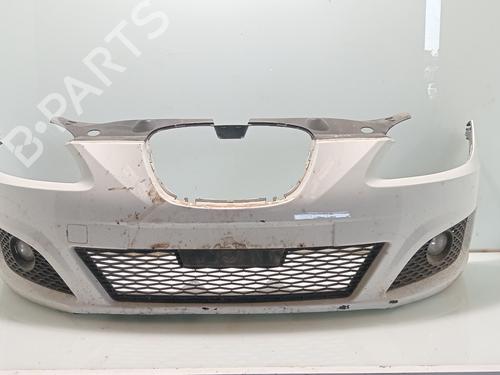 Used Front bumper SEAT LEON (1P1) [2005-2013]  28360397