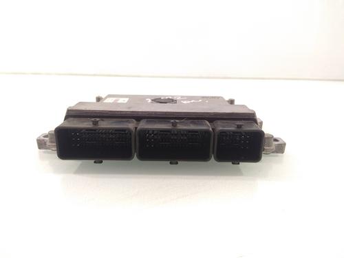 Engine control unit (ECU) RENAULT CAPTUR I (J5_, H5_)  | BP13527977M57 