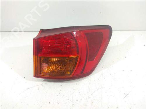 right-taillight-lexus-is-c-gse2_-250-exterior-2009-10274625 main image