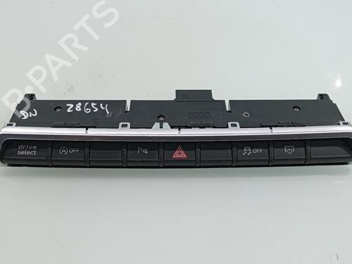 Used Switch AUDI Q2 (GAB, GAG) [2016-2025]  28093048
