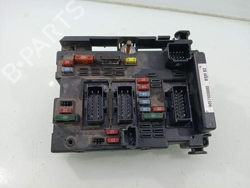 Used Fuse box Fuse box PEUGEOT PARTNER Tepee 1.6 HDi 75 (16V) (75 hp) 38523344 38523344