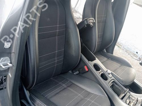 Used Seats set MERCEDES-BENZ GLA-CLASS (X156) GLA 200 CDI / d (156.908) (136 hp) 21808206