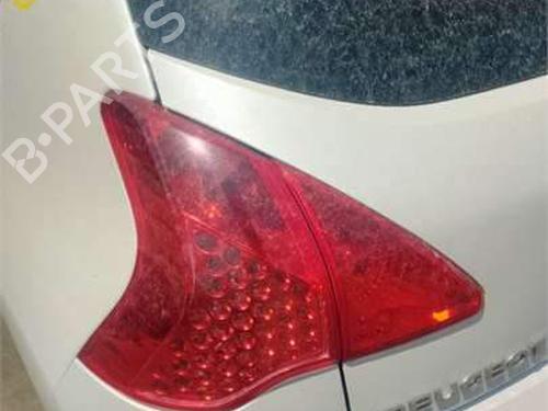 Used Left taillight Left taillight 38522598 38522598