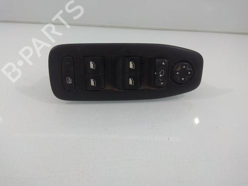 Used Left front window switch Left front window switch 13528174 13528174