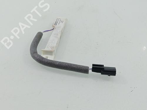 Antenne/Base RENAULT CAPTUR II (HF_) | BP31353846C140