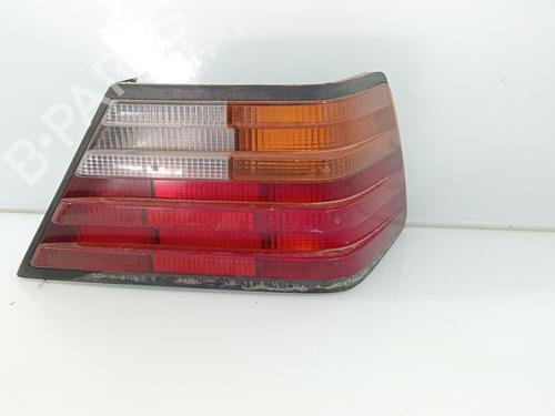 Used Right taillight MERCEDES-BENZ 124 Saloon (W124) 300 D (124.130) (109 hp) 31952443