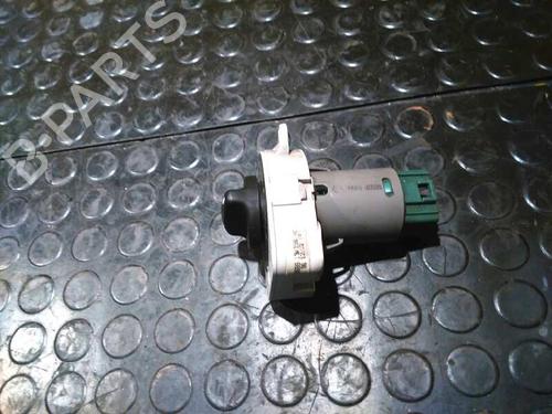 Used Headlight switch FORD MONDEO II (BAP) 1.8 TD (90 hp) 5290985