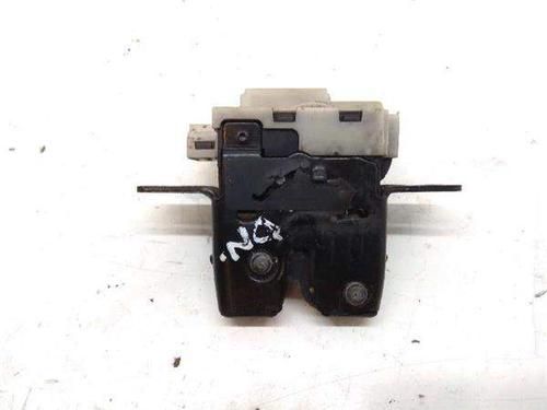 Used Tailgate lock Tailgate lock RENAULT GRAND SCÉNIC II (JM0/1_) 1.5 dCi (JM1E) (106 hp) 16130105 16130105
