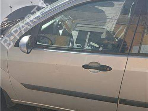 Used Left front door Left front door 38519996 38519996