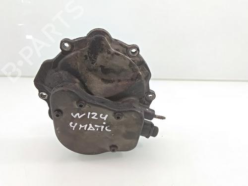 Used Vacuum pump MERCEDES-BENZ E-CLASS (W124) E 300 Turbo-D (124.133) (147 hp) 15511443