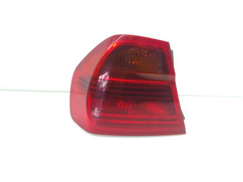 left-taillight-bmw-3-e90-6937457-6937457-exterior-2004-2005-2006-2007-2008-2009-2010-2011-2012-13757351 main image