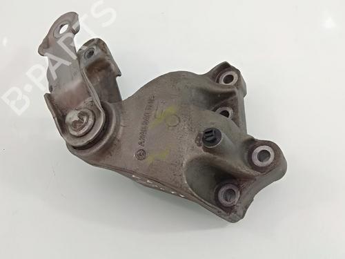 Used Engine mount MERCEDES-BENZ GLA-CLASS (X156) GLA 200 CDI / d (156.908) (136 hp) 21808283