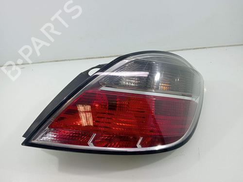 right-taillight-opel-astra-h-gtc-a04-2005-2006-2007-2008-2009-2010-39951237 main image