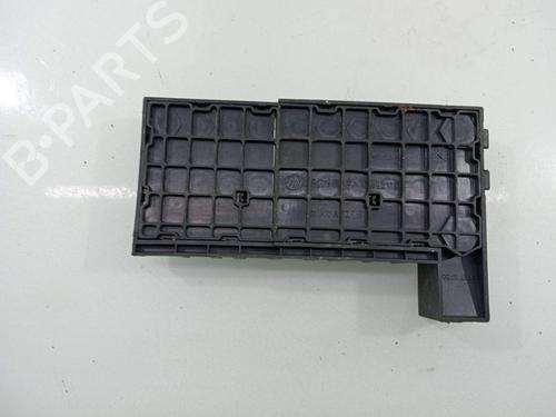 Fuse box VW TRANSPORTER T5 Van (7HA, 7HH, 7EA, 7EH) 1.9 TDI | BP40150599E1 - Image 2