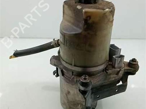 Used Steering pump Steering pump 5813801 5813801