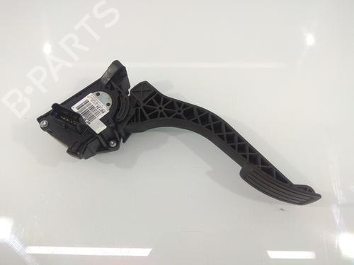 Used Pedal PEUGEOT 3008 II SUV (MC_, MR_, MJ_, M4_) 1.2 THP/ PureTech 130 (MRHNSM, MRHNSU, MRHNSJ, MRHNYW,... (131 hp) 9854787