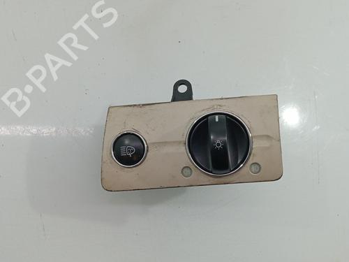 Used Headlight switch MERCEDES-BENZ E-CLASS (W211) E 220 CDI (211.006) (150 hp) 24646104