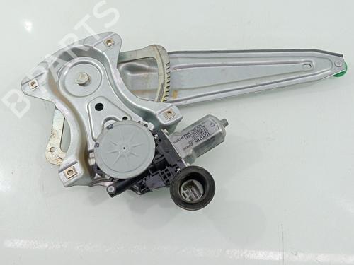 Used Rear left window mechanism TOYOTA YARIS (_P13_) 1.5 Hybrid (NHP130_) (101 hp) 29944750