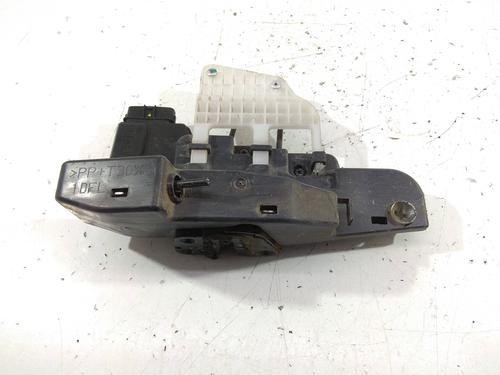 Used Front left lock KIA CARENS III MPV (UN) 2.0 CRDi 115 (115 hp) 8623311