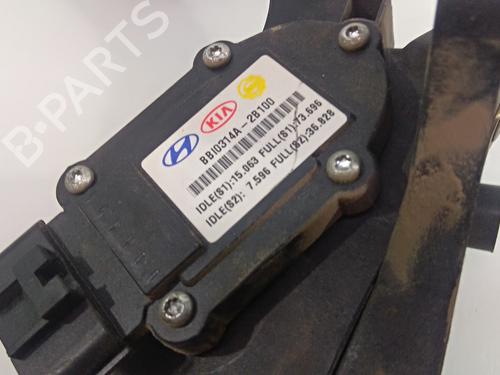 Pedal HYUNDAI SANTA FÉ II (CM) 2.2 CRDi GLS | BP19449616I4 