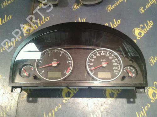 Used Instrument cluster FORD MONDEO III (B5Y) [2000-2007]  5298954