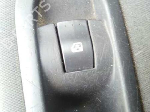 Used Right rear window switch RENAULT MEGANE II (BM0/1_, CM0/1_) 1.5 dCi (BM02, BM13, BM2A, CM02, CM13) (101 hp) 5302111