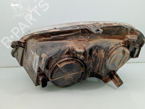 Right headlight VW POLO (9N_, 9A_)  | BP27696917C29 