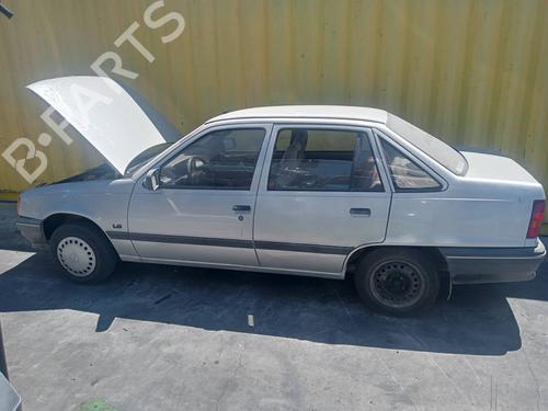 Left mirror OPEL KADETT E (T85)  | BP18470928C26 