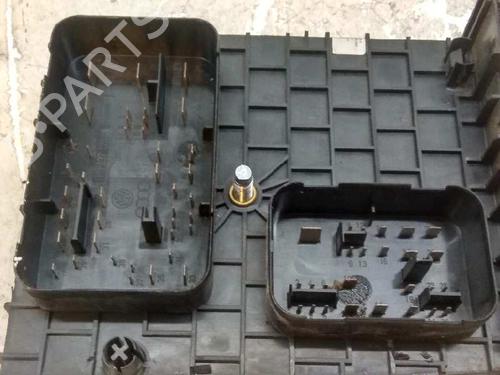 Fuse box VW GOLF V (1K1)  | BP5307015E1 